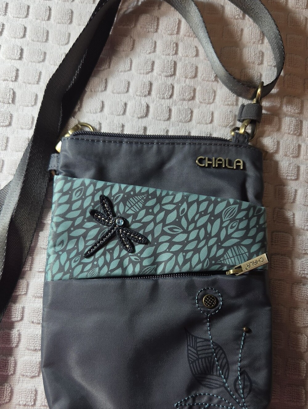CHALA Women's Teal and Gray Crossbody Bag NWOT - Picture 4 of 13